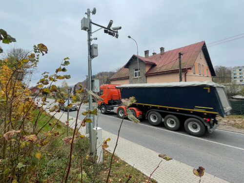 Nové radary: přestřižené dráty v Libči, 7000 přestupků a rekord 166 km/h